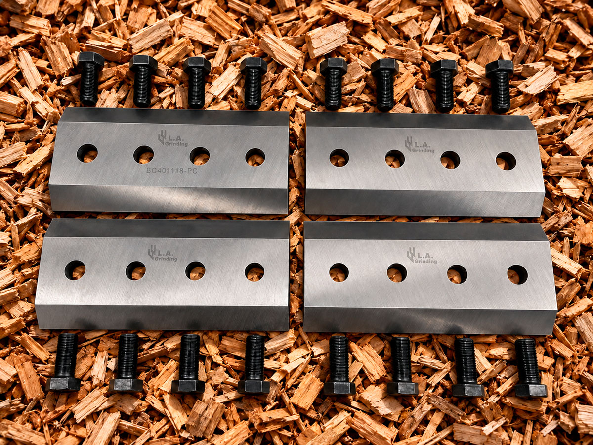 Wood chipper knives